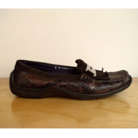 Donald J. Pliner Danie Keltie Crystal Loafer Sz 6 - Picture 2 of 7